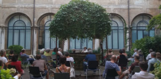Ultimo appuntamento di InChiostro mercoledì 5 agosto, all’aperto a Palazzo San Giacomo