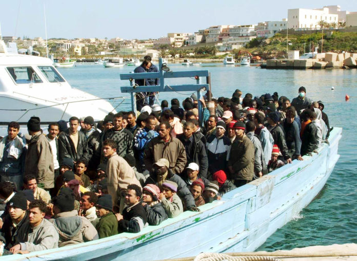 Migranti a Lampedusa