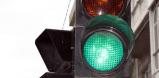 Guasto al semaforo all’incrocio tra viale Dal Verme, strada Sant’Antonino e via La Marmora