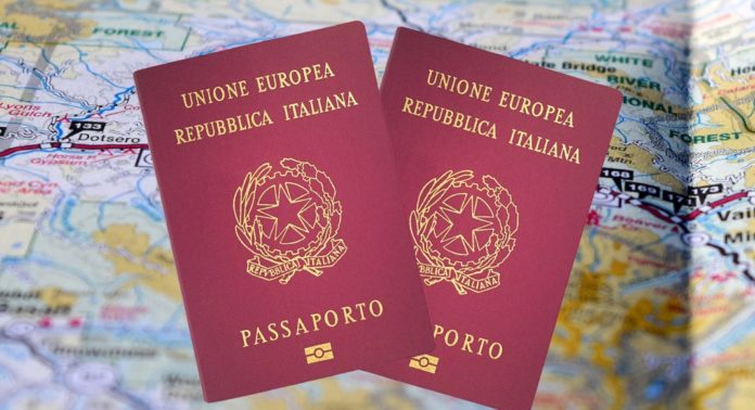 cittadinanza passaporto