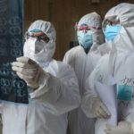 Chi sono e dove si contagiano i nuovi casi di Covid: la fotografia delle autorità sanitarie Coronavirus Covid 19, altre patoplogie e diversità socio economiche (Gettyimages)