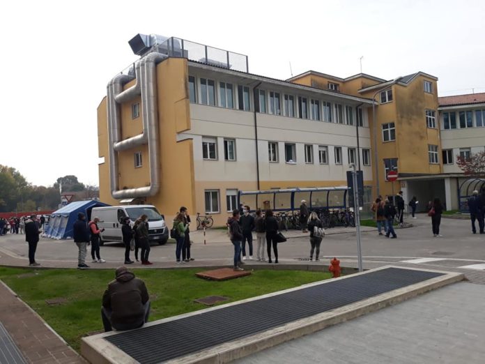 pronto soccorso Vicenza intasato per tamponi