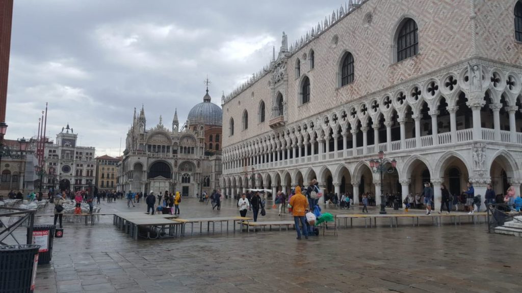 piazza San Marco asciutta grazie a Mose (foto Milva Andriolli)