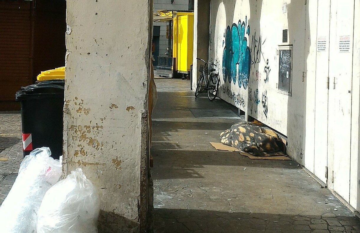 senzatetto piazza Castello