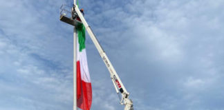 Anniversario della Vittoria, nuovo grande Tricolore svetta dal piazzale di Monte Berico