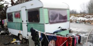 Case per i rom, Gianantonio Da Re (Lega): “L’Europa non ci obblighi a pagargliela” nomadi