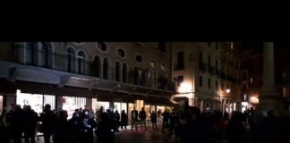 Vicenza, la rabbia di ristoratori e baristi in piazza: cori contro Conte per i provvedimenti anti Covid