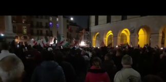 “Moriremo di fame, non di Covid”: baristi, ristoratori, mondo dello sport e cultura ancora in piazza a Vicenza