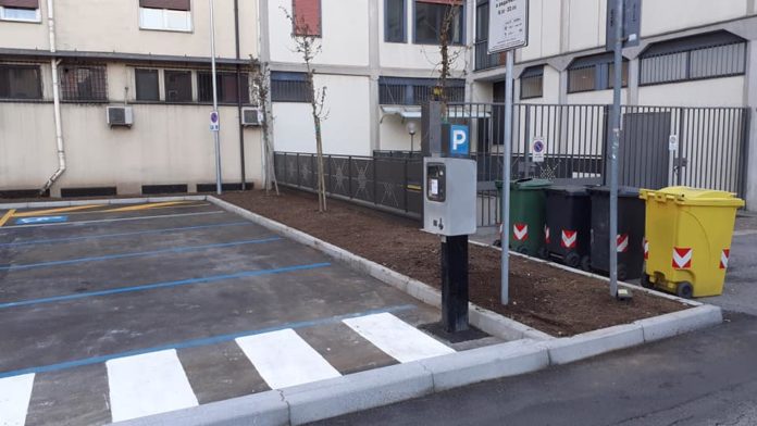 nuovo parcheggio in via Napoli