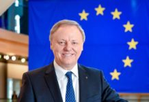 Sergio Berlato, europarlamentare FdI ricandidato al Parlamento Europeo, ai ‘giornalisti onesti e in buona fede’: “non sono NO-VAX, ecco mie ragioni” L'eurodeputato Sergio Berlato