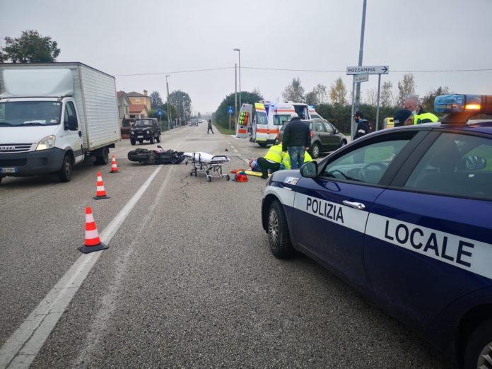 Thiene schianto tra auto e moto Thiene schianto tra auto e moto