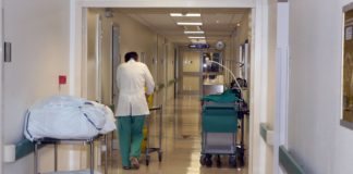 Sanità veneta: i pareri contrastanti dei consiglieri regionali Brescacin (Lega-LV), Guarda (EV), Bigon (Pd) e Baldin (M5S) Sanità veneta, corsia di un ospedale