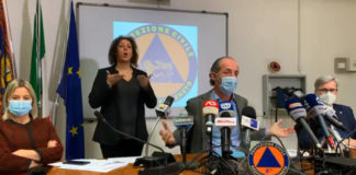 Covid, le mosse di Zaia: cure domestiche e ordinanza anti-assembramenti Conferenza stampa di Luca Zaia del 10 novembre