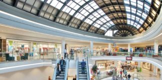 L’11 maggio saracinesche abbassate nei negozi dei centri commerciali. La protesta per chiedere la riapertura immediata nei festivi e prefestivi centri commerciali