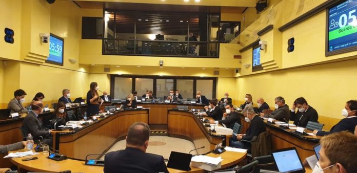 cosiglio-regionale-veneto-13-novembre-1024x498-1