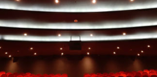 Teatro comunale, in arrivo una cancellata esterna e una struttura scenica nel Ridotto