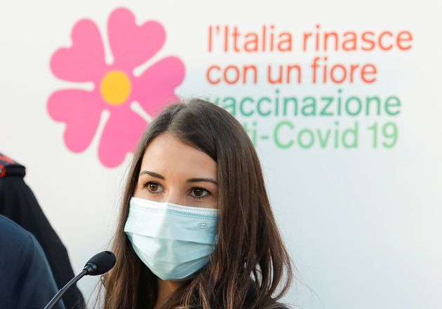 Claudia Alivernini, l'ìinfermiera prima vaccinata anti Covid