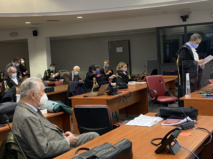 Processo BPVI: Gianni Zonin ascolta le accuse di Gianni Pipeschi