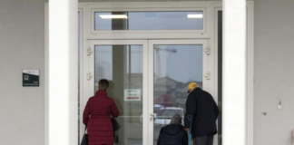 Sorpresa di Natale per gli ospiti della Rsa Stella Marina di Jesolo: la visita dei congiunti grazie ai protocolli di sicurezza anti Covid