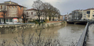 Maltempo, permane lo stato di attenzione: domani sono previste precipitazioni diffuse