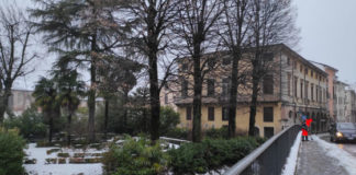 Neve, viabilità principale percorribile regolarmente