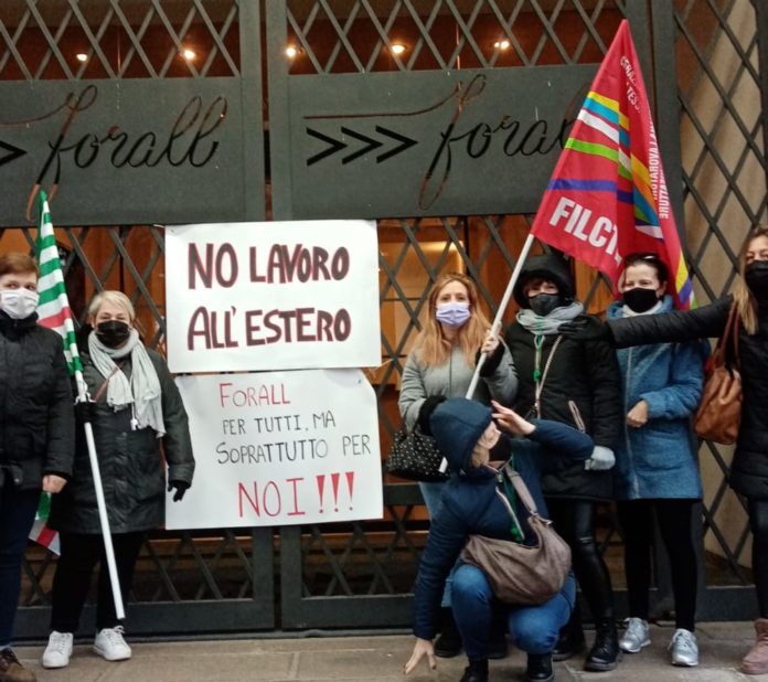 Presidio lavoratori davanti alla Forall di Quinto Vicentino il 15 dicembre