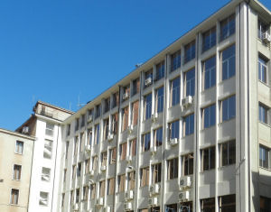 Palazzo degli Uffici del Comune di Vicenza, la facciata posteriore