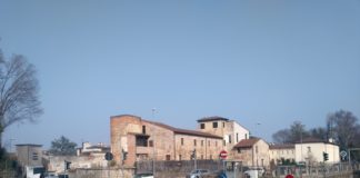 Restauro complesso San Silvestro, Maino e Ciambetti (LN-LV): priorità per Regione, Vicenza deve puntare su giovani e formazione universitaria” La facciata del convento di San Silvestro sull'incrocio di viale Risorgimento Nazionale