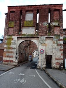 Porta Santa Croce esterno