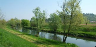 Bici e gommone, associazioni presentano ai candidati alle elezioni amministrative di Vicenza la loro “nuova visione di mobilità cittadina” bici e gommone