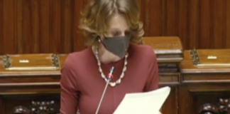 Dl sostegno, ministra Bonetti: “tornano congedi al 50% e smartworking per genitori” ministra Bonetti