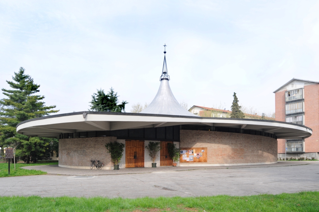 chiesa di San Carlo Villaggio del Sole foto Wikipedia 