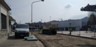 Viale Milano: rotatoria della stazione ferroviaria: in corso i lavori di asfaltatura