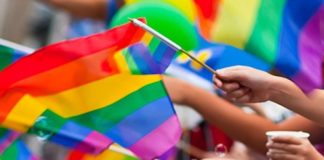 Siamo tutti liberal-democratici fino a quando non siamo discriminati? Agorà. La filosofia in piazza: alcuni paradossi del liberalismo a partire dai diritti LGBTQ Diritti LGBTQ e non solo