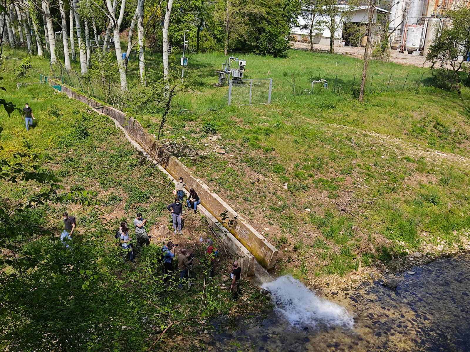 Acqua prelevata dagli scarichi ancora attivi della fabbrica al centro dell’inquinamento del Veneto occidentale