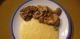 “Arte culi ‘n aria”, la quarta ricetta vicentina di Umberto riva dal suo libro: pollo in umido e polenta molle, “Ge go brusa? i penoti” Arte culi 'n aria, un'interpretazione di "pollo in umido e polenta molle"