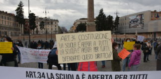 Rete Nazionale Scuola in Presenza, chi siamo: contiamo più di 40 comitati tra cui quello Vicenza distribuiti in tutto il territorio nazionale Rete nazionale Scuola in presenza: manifestazione DAD Roma scuola in presenza vicenza