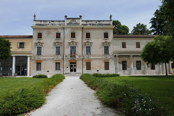 Villa Tacchi carta d'identità