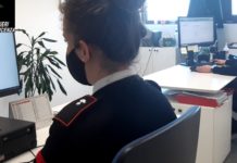 Rubato iPhone a una 18enne thienese a cui chiedono “riscatto”: Carabinieri di Dueville arrestano a Cavazzale un nigeriano e cercano un fuggiasco Carabinieri di Dueville: due componente donne della compagnia