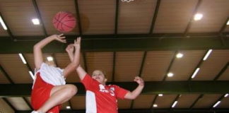 Palestra scuola Tiepolo, rifacimento della pavimentazione e sostituzione dei serramenti