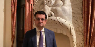 Sindaco e assessore Zocca in visita con i consiglieri comunali a Palazzo Thiene