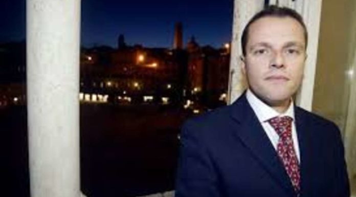 Caso David Rossi: per la Commissione d’inchiesta la pista è “omicidio” David Rossi vuoto morte omicidio