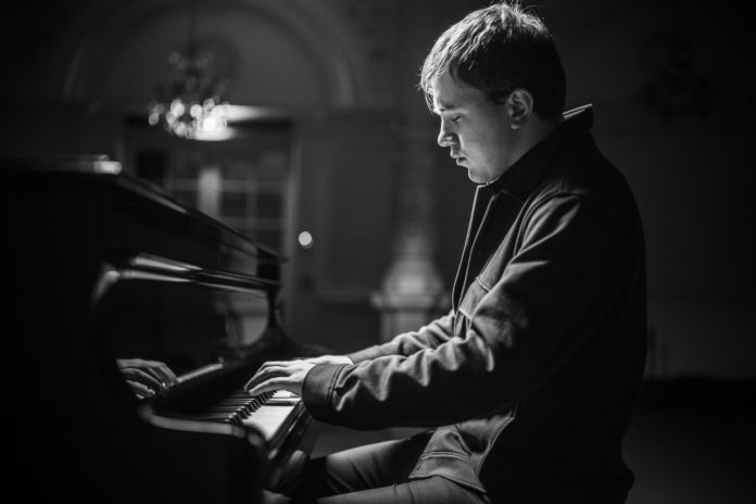 Filippo Gorini Pianista Photo: Marco Borggreve