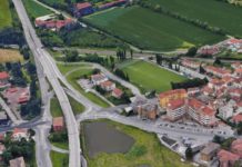 La Vicenza degli orrori: la Porta est di Vicenza fra il degrado di Ca’ Impenta e lo stagno dell’ex Barcaro-Zaccaria La Porta est di Vicenza. In basso l'ex area industriale Barcaro Zaccaria e in alto a sinistra Ca' Impenta