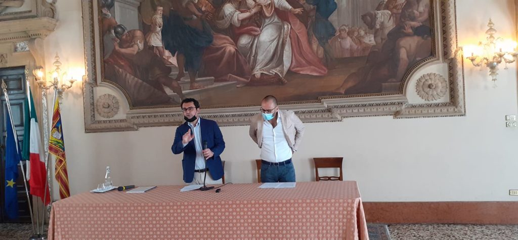 Rucco e Giovine ordinanza anti alcol