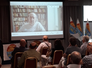 Il prof. Stefano Zecchi, collegato in videoconferenza con sostenitori del Partito dei Venenti