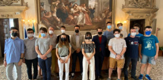 Olimpiadi di matematica, sindaco Rucco e delegato politiche giovanili Maltauro hanno ricevuto i 9 studenti medagliati