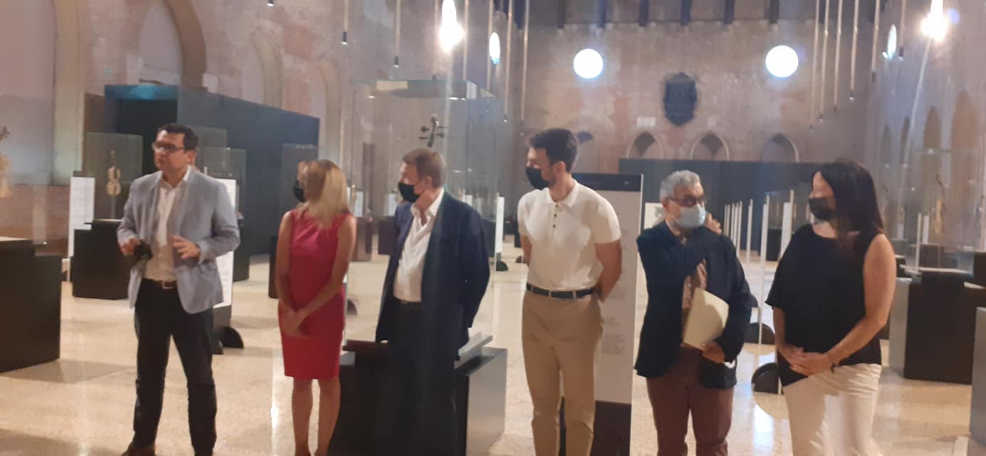 presentazione mostra violini inferno Dante basilica