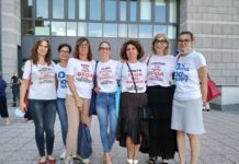 Bruxelles, al via lo Stop PFAS Forum: Mamme No PFAS e Rete Zero PFAS Italia chiedono lo stop alla produzione Mamme no Pfas fuori dal tribunale di Vicenza 1 luglio