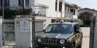 Fiera d’Autunno a Bassano del Grappa, la Guardia di Finanza sequestra oltre 6 mila prodotti non sicuri: sanzioni per 3.096 euro Guardia di Finanza, pattuglia esce dalla sede di Bassano per l'intervento avviso orale